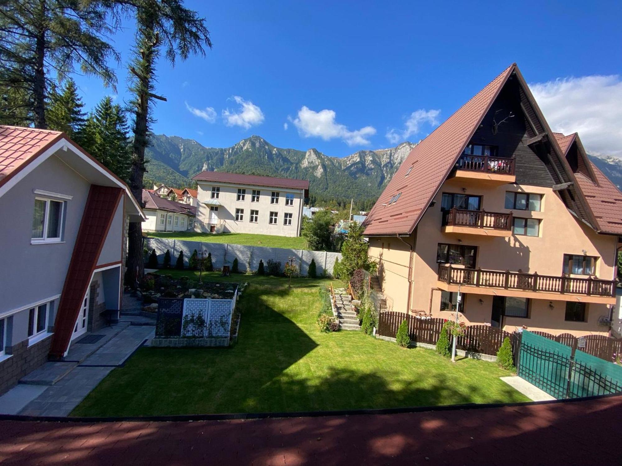 Royal Inn Busteni-Adults Only Bagian luar foto